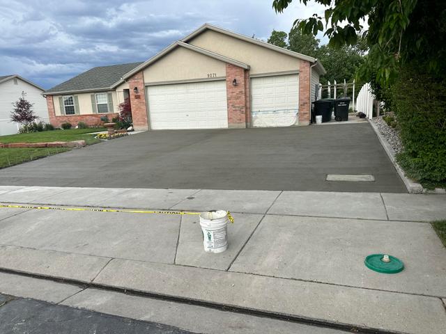 Concrete Contractor in Midvale Park